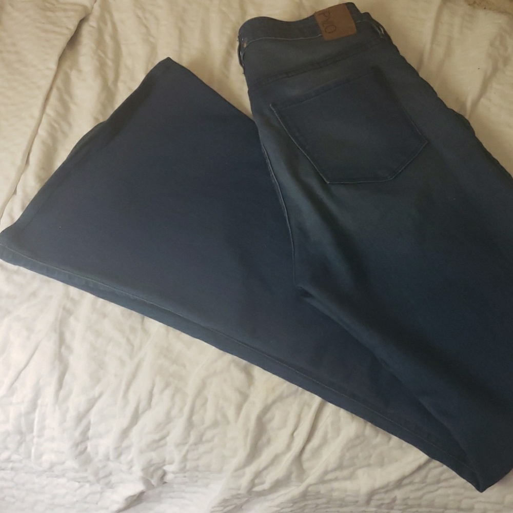 Pylo Jean's extra wide bell